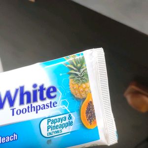 Himalaya Toothpaste