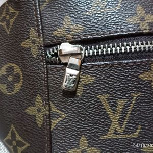 LV Fanny Cum Waist Bag In Mint Condition.