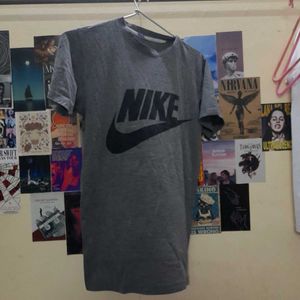 Nike Print Tshirt