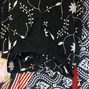 2 Black  Women  Kurta, 1 Dupatta (COMBO)