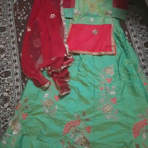 Beautiful Green Lehenga Choli With Dupatta