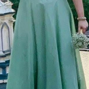 Bridesmaid Dress. Size Medium. Tailored