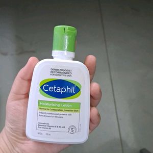 Cetaphil Moisturing Lotion