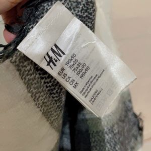 H&M Stole New Condition