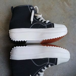 Complete New Converse High