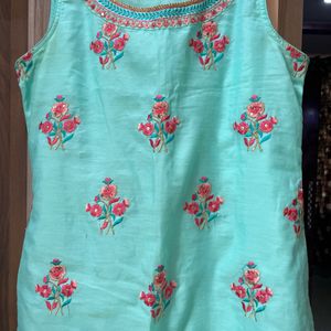 Cyan Color Sleeveless Festive Kurta