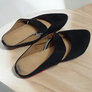 Minimalist Flates Mules