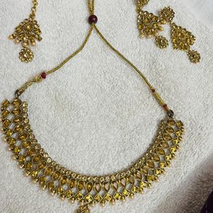 jewellery set