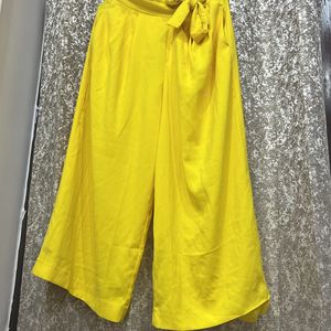 Brand New Culottes/Palazzo From Zara- Stretchable