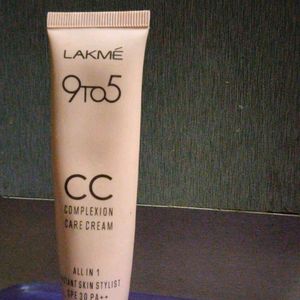 Lakme Fashion Week 9TO5 CC