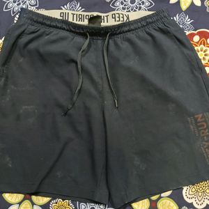 Max Shorts With Excellent Condition