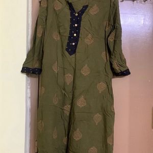 4 Avaasa Brand Kurtas Combo