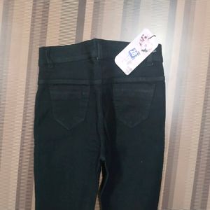 U-59 Size 28 Slim Fit Women Denim Jeans