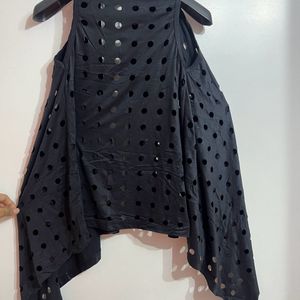 Dotted Shrug