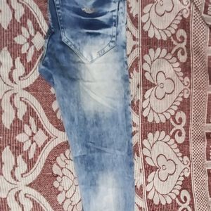 Man Jeans Size 28