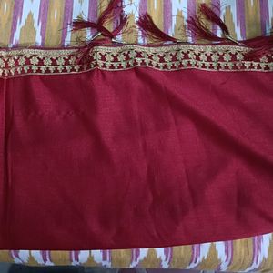 A New Silk Blend Saree With Readymade Blouse