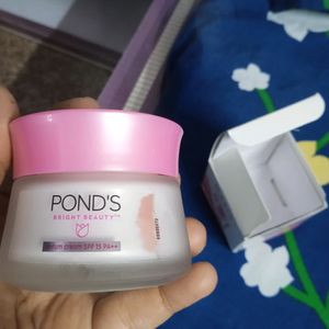 Ponds White Beauty Not Used New Hi He