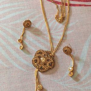 Artificial Golden Pendent With Earings