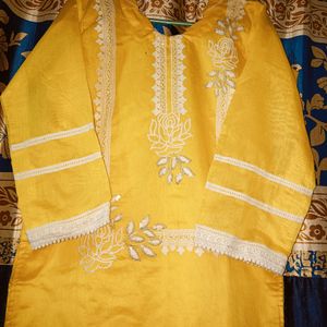 Pakistani Style Suit