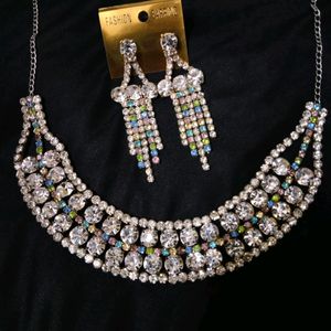 Jewellery Set With Earrings