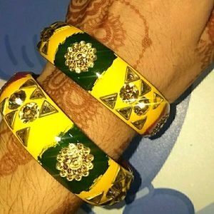 Anshi Creations Lac Bangle( Set Pack Of 2)