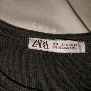 Zara Sleevless Crop Top