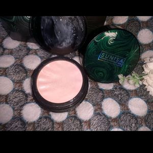 Foundation Nd Concealer Combo With Freebie