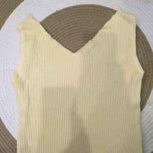 Basic Yellow Top