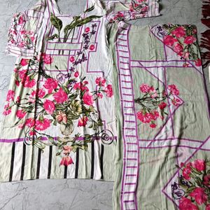 Pakistani Lawn (2)