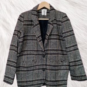 Korean Black And White Cardigan/Coat