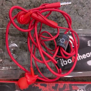 Boat - Bass heads 100 Earphones - NEW , Never Used