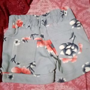 2 Set Top And Pant For Girls