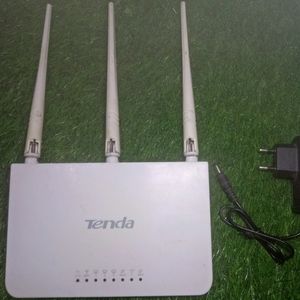 Tenda WiFi Router