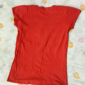 Beauty red Girls Tshirt