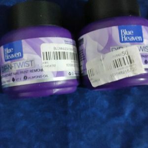 Blue Heaven Kajal &Dip-N-Twist Nail Paint Remover