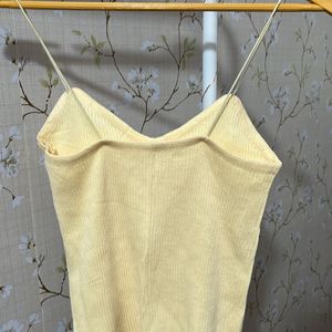 Butter Yellow Top