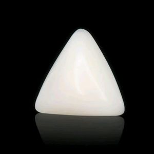 5.90 Cts. Original White Triangular Coral Moonga