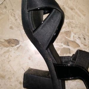 Black Colour Sandle With Heels .