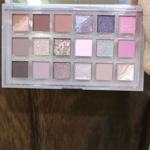 Huda Beauty Rose Quartz