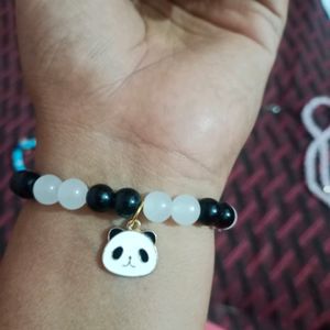 Beautiful Glass Beads Charms Bracelet 🐼