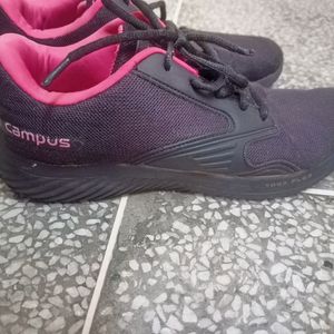 Sports Shoes