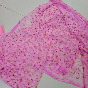 Woman Magenta Colour Printed Saree