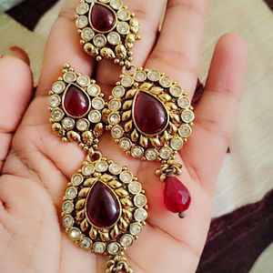 Maroon And White Diamond Earrings