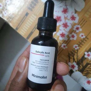 Minimalist Salicylic  Serum With Free Sunscreen