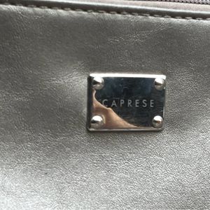 CAPRESE Sling Bag-multipocketed, Spacious 4 Women