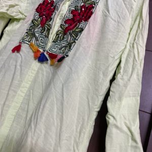 Women Kurti Size M