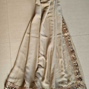 Plain Saree With Beautiful Border And Blouse