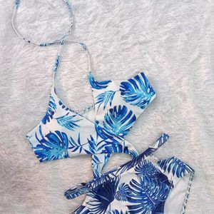 Tropical Stylish Knotted And Padded Bikini Set