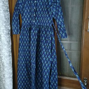 Printed Cotton Round Neck A-line Kurta With Belt