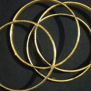 MAYAGold Bangles